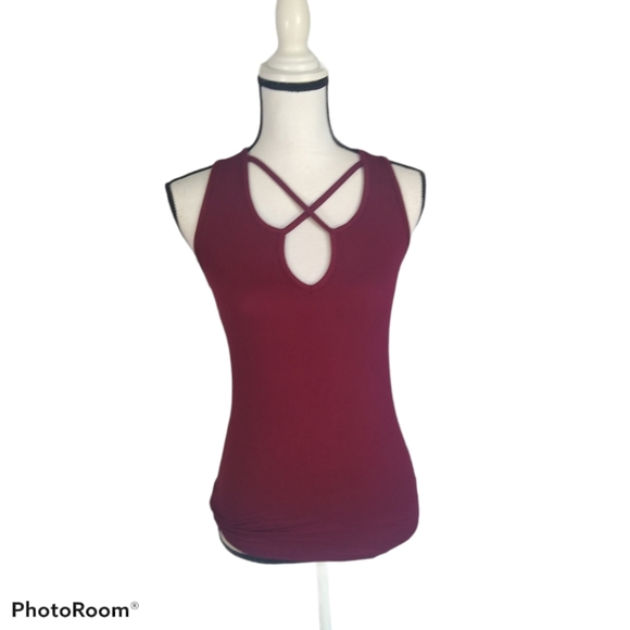 Ambiance Tops - New without tags ambience tank top maroon size small